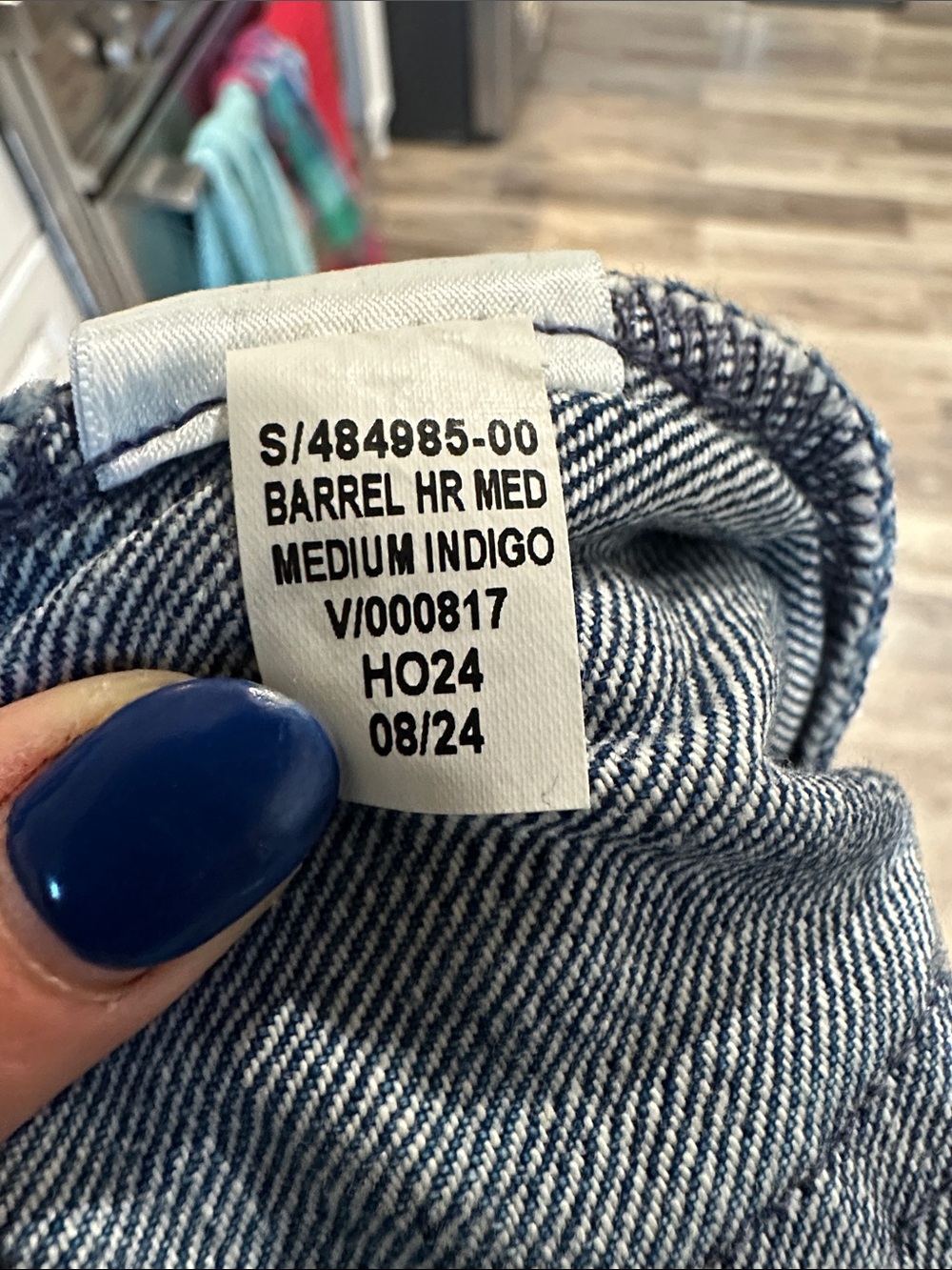 GAP Women's High Rise Blue Jeans - Picture 7 of 7